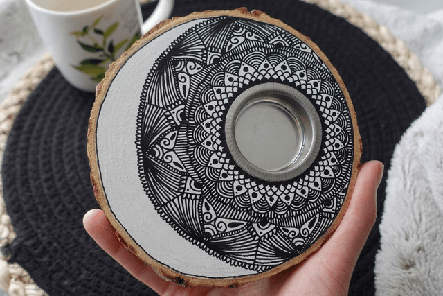 Bougeoir en bois illustré - Mandala lune